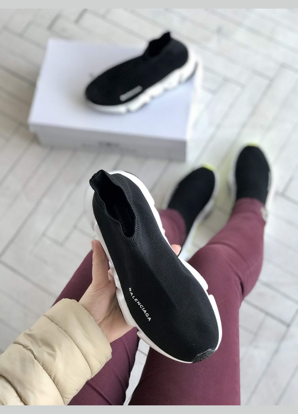 Черно-белые летние кроссовки мужские и женские balenciaga speed trainer black white | баленсиага спид трейнер черно-белые No Brand