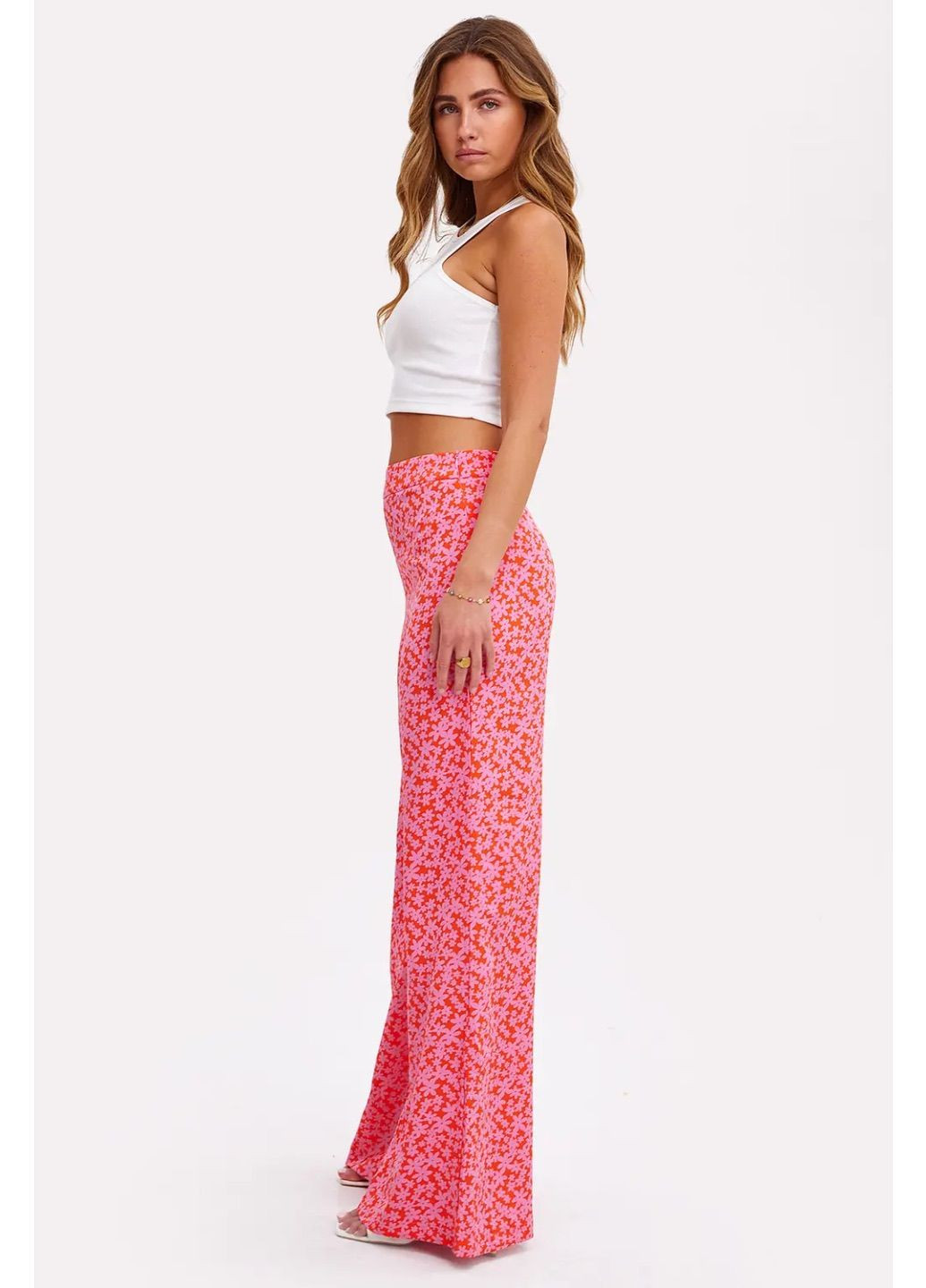 Розовые брюки с цветочным принтом Loavies (305829049)