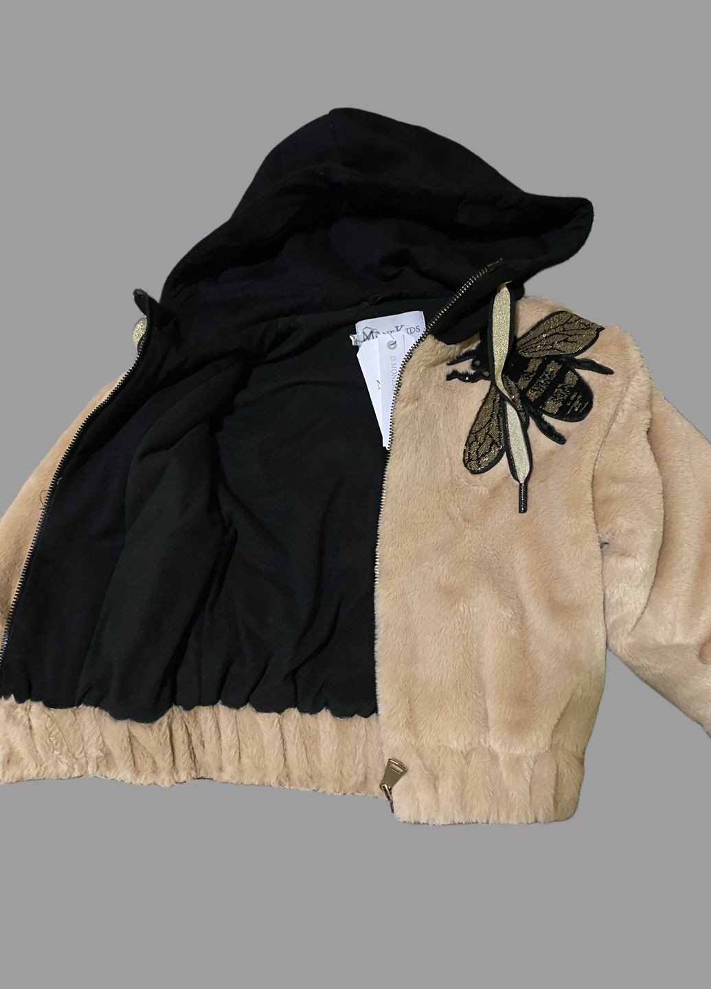 Светло-коричневая демисезонная детская меховая куртка пилот для девочки Mone