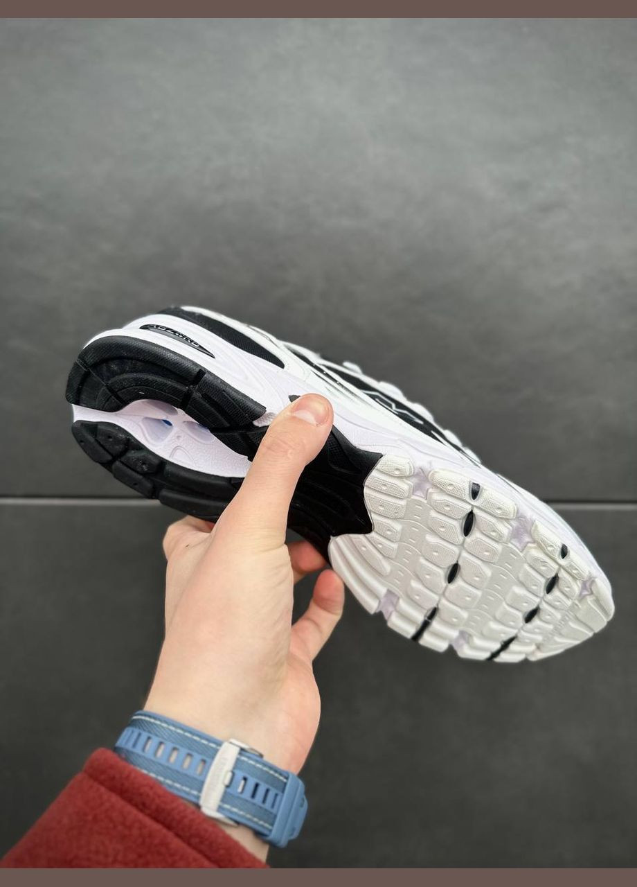 Чорно-білі Осінні чоловічі кросівки No Brand