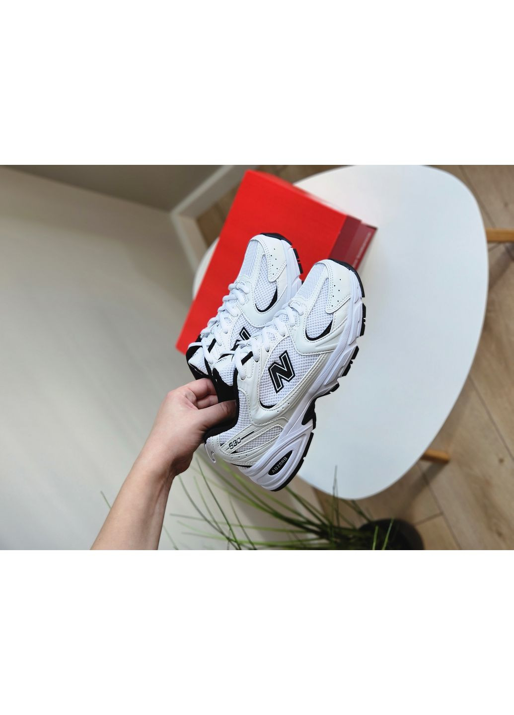 Білі Осінні кросівки чоловічі і жіночі new balance 530 white black premium | нью беланс 530 білі No Brand
