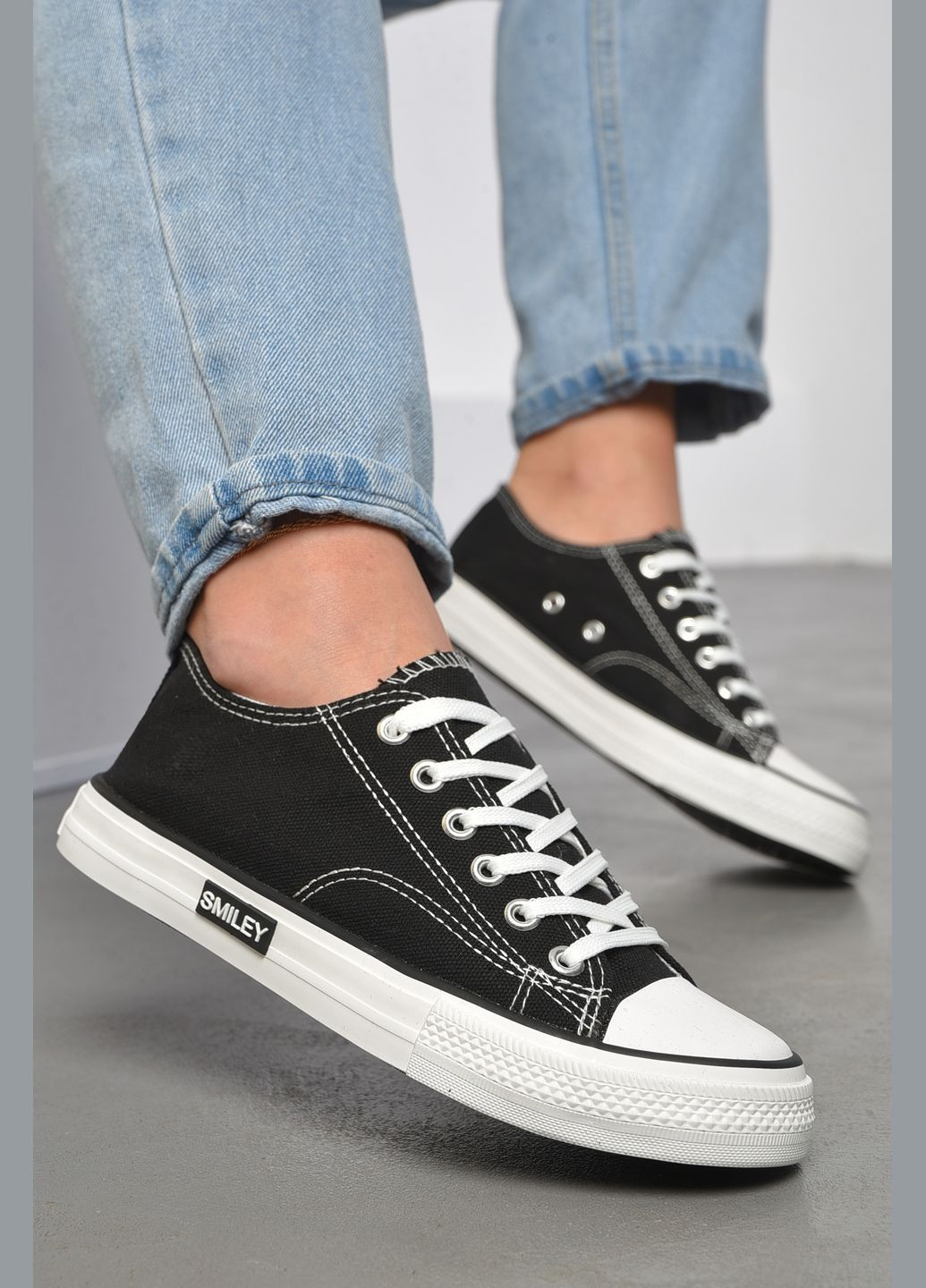 Чорні кеди жіночі чорного кольору на шнурівці текстиль Let's Shop