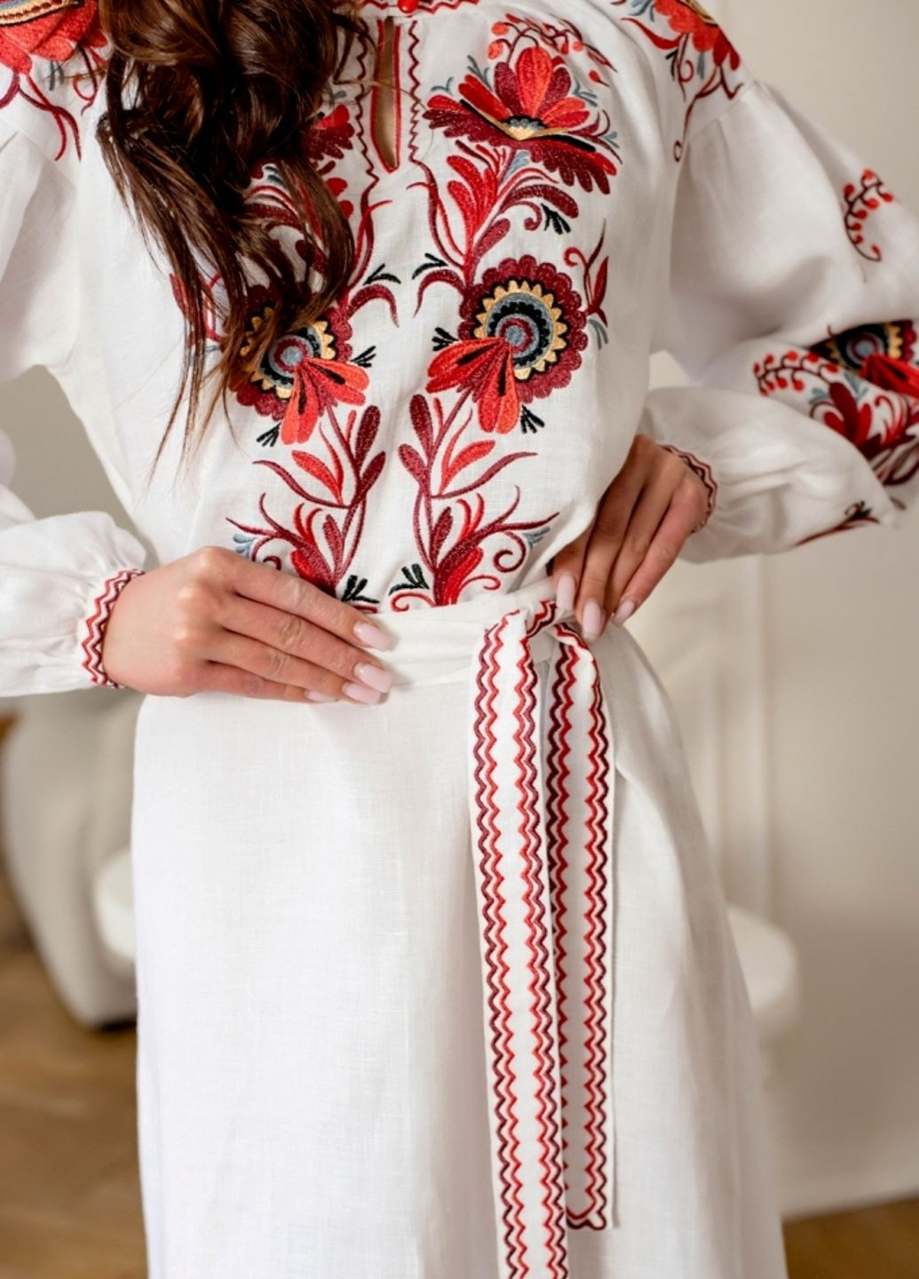 Белая платье Vyshyvanka узор украинская символика (331290998)
