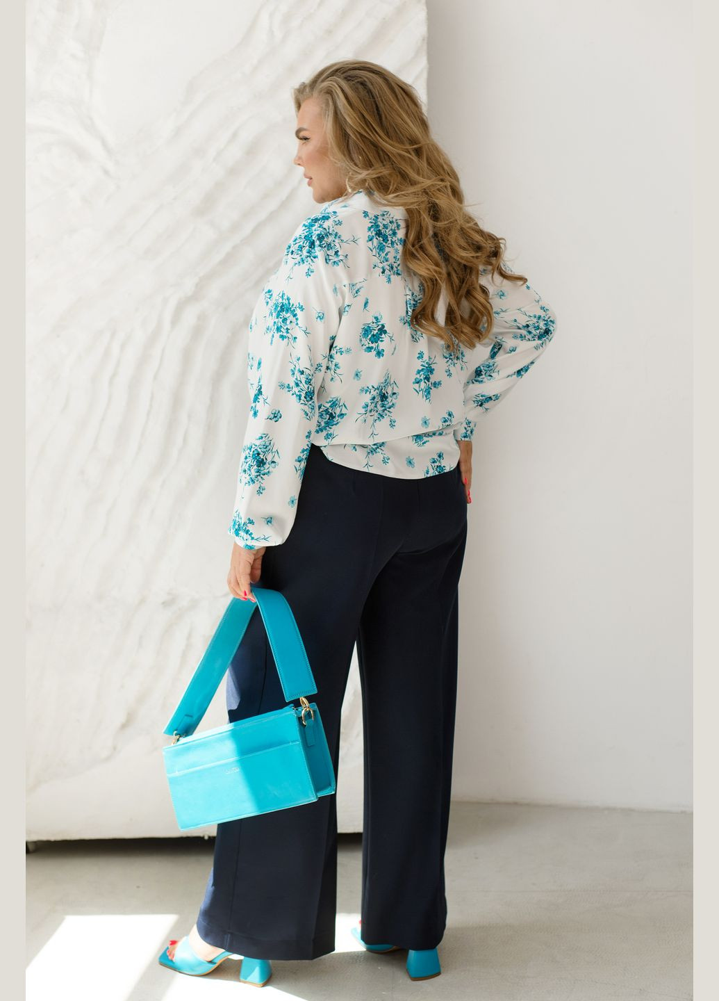 Жіноча класична сорочка No Brand (301129396)