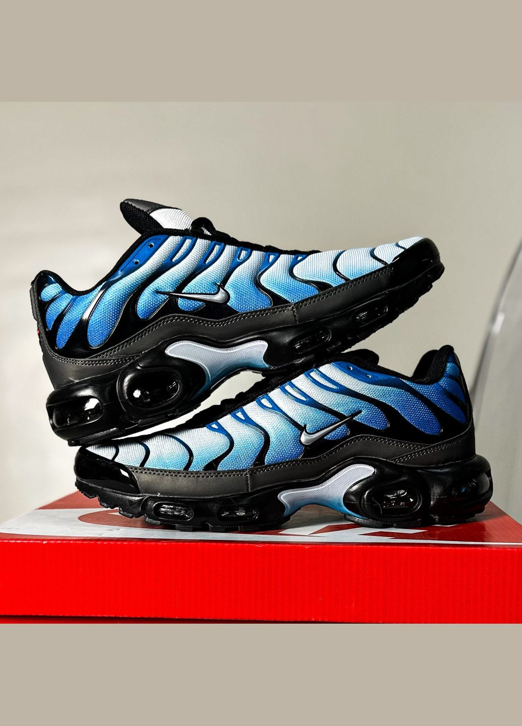 Голубые демисезонные кроссовки мужские nike air max tn plus chilly blue black | найк аир макс тн голубые черные No Brand