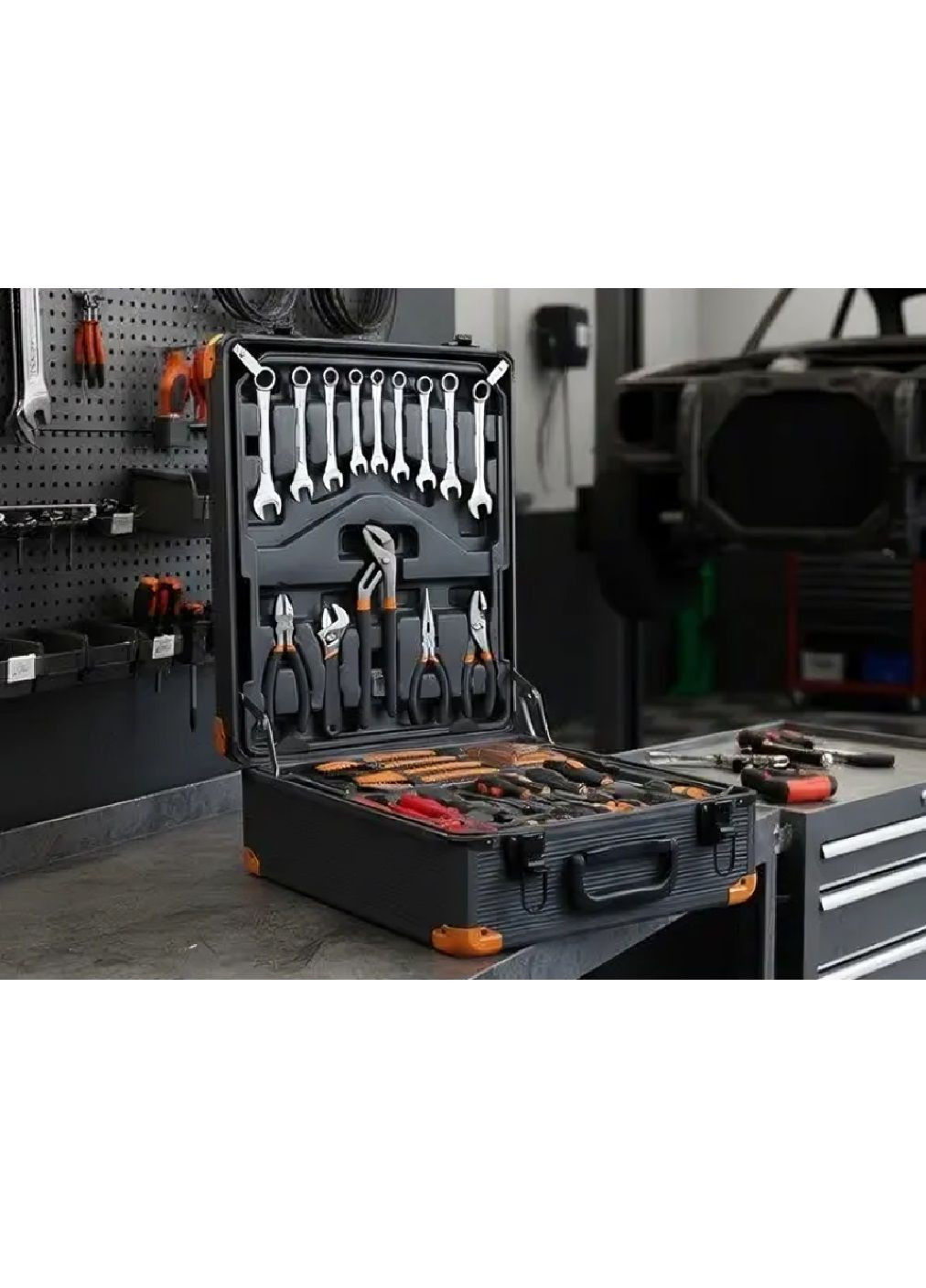 Набор комплект инструментов в алюминиевом кейсе с замками под ключ 4 съемными органайзерами 1000 элементов (482217-Prob) Unbranded (371991973)