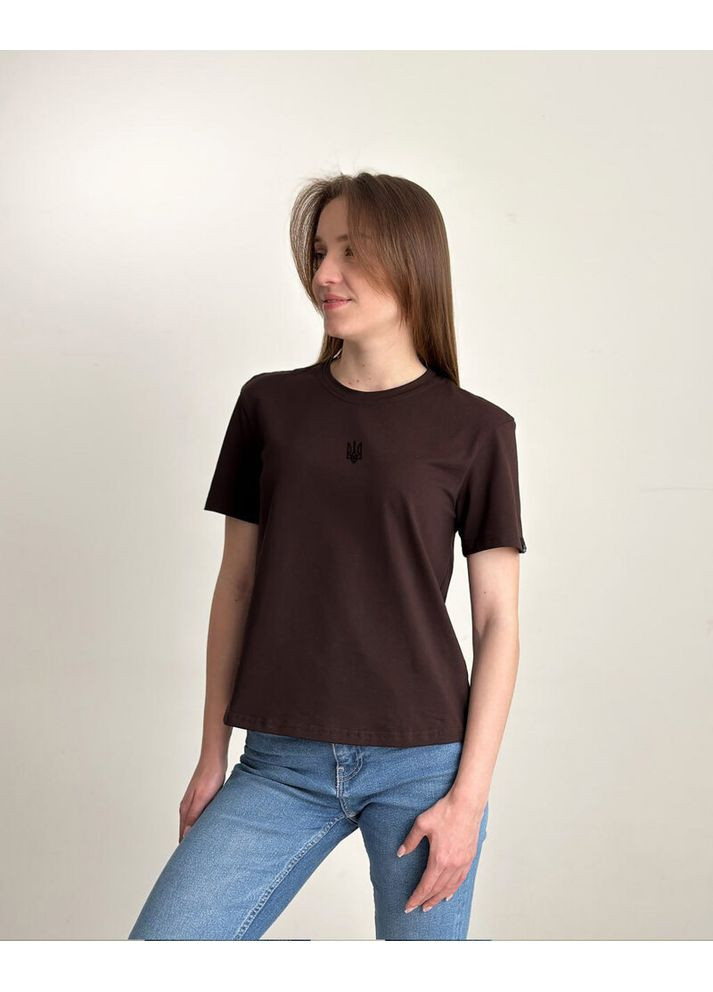 Футболка женская Freedom - ГЕРБ ЧЕРНАЯ ВЫШИВКА Шоколадный Pobedov - (333300809)