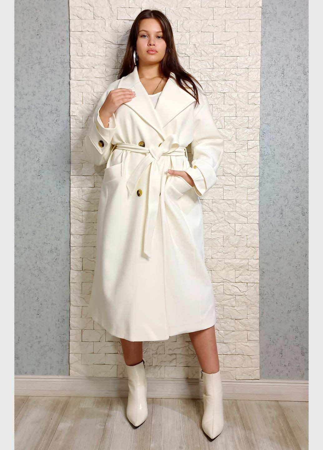 Молочное демисезонное Пальто двубортное Hot Fashion