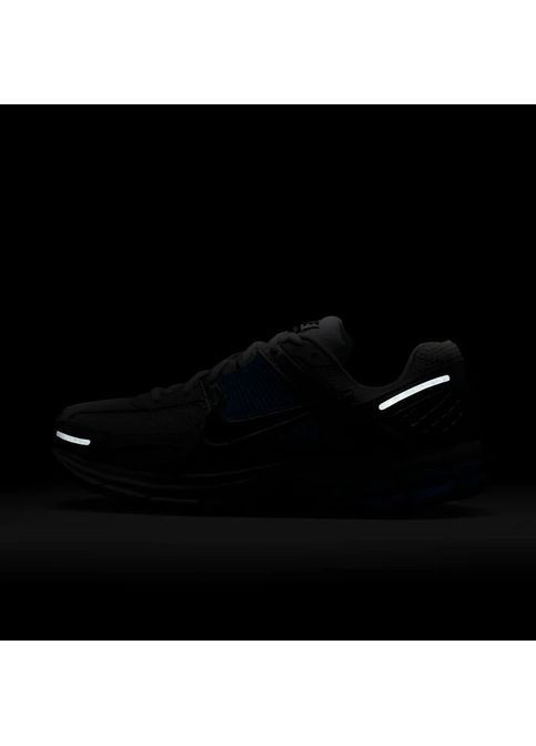 Світло-сірі Літні кросівки zoom vomero 5 fj4151-101 Nike