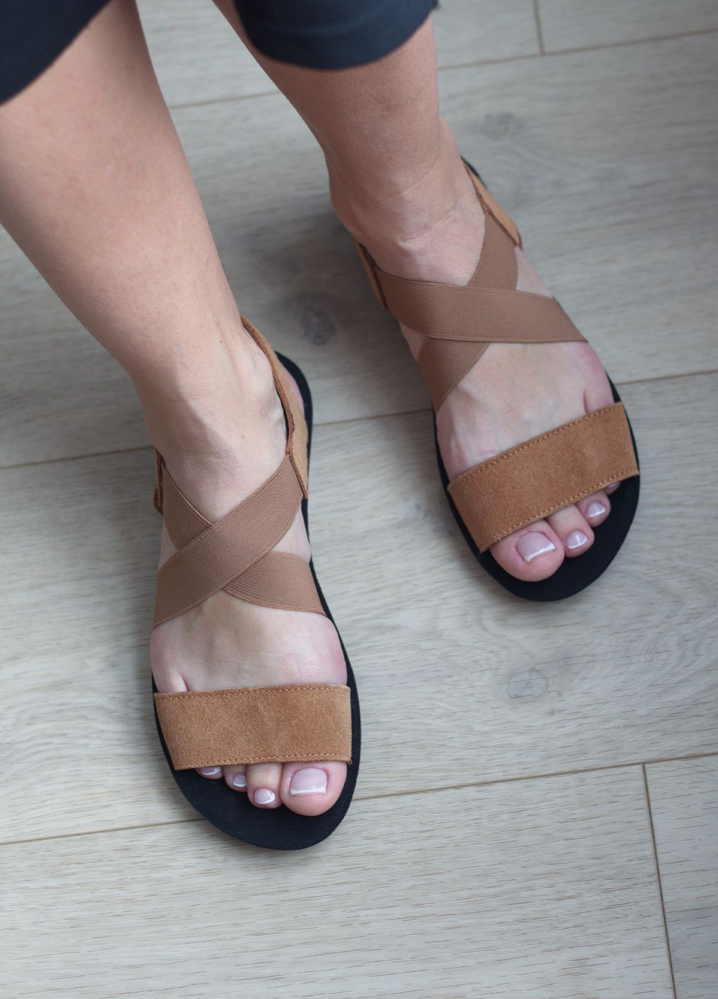 Босоніжки жіночі з натуральної замші на резинках Zlett 1914 (316114497)