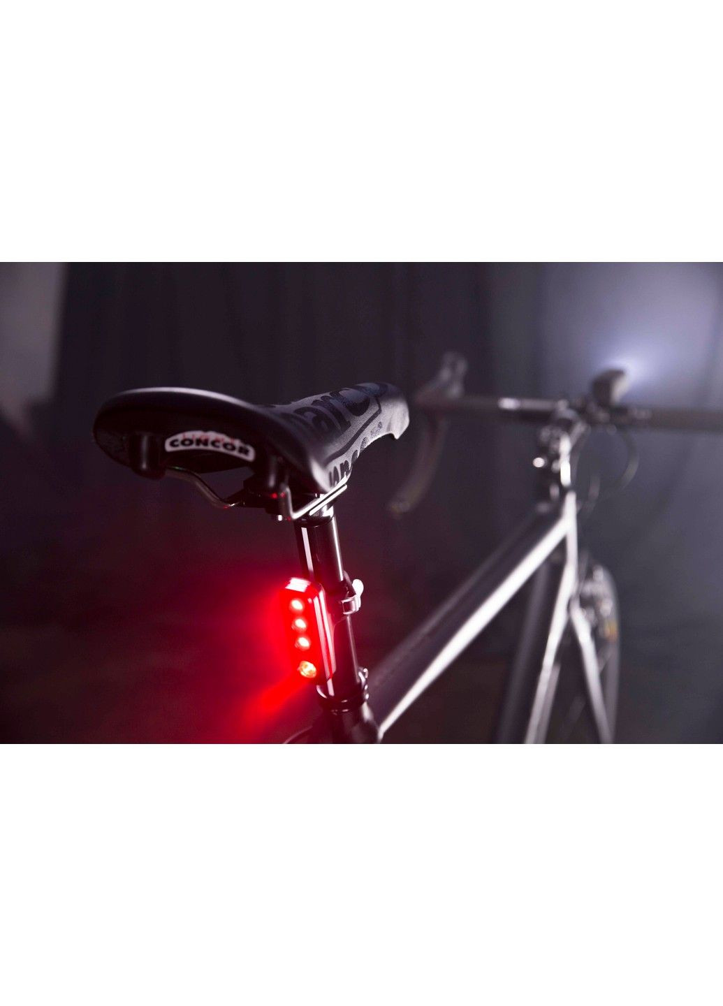 Мигалка задня Blinder Road R70 70 Lumens Black Knog (329726667)