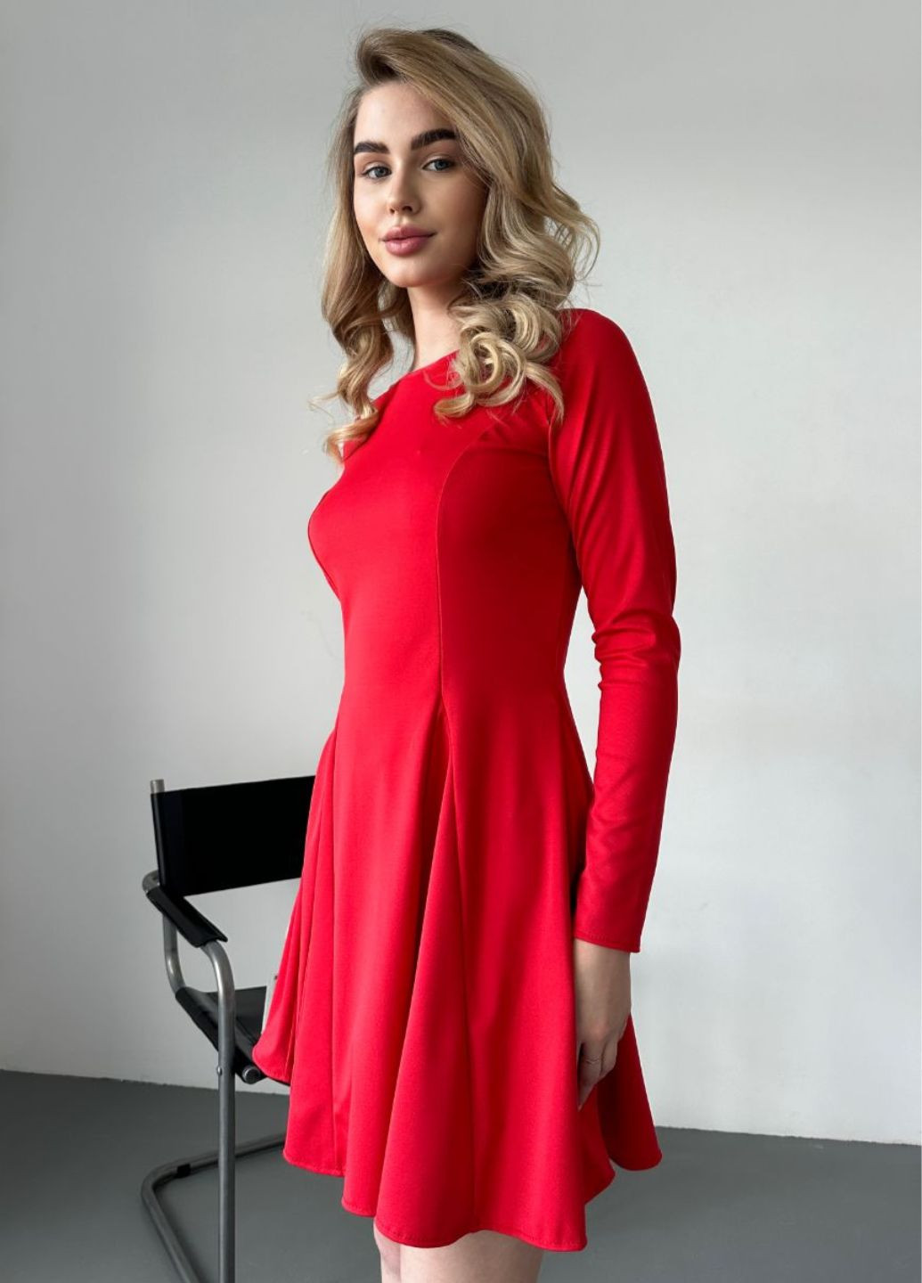 Красное повседневный платье мини с длинным рукавом и круглым воротником Україна однотонное