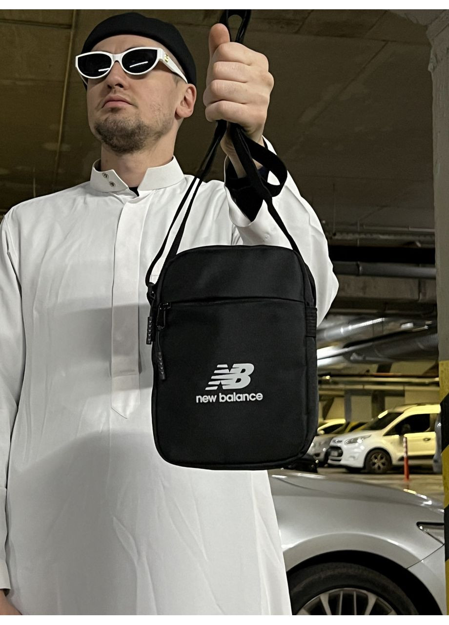 Компактна барсетка чоловіча - чорна сумка на ремені. No Brand (365592429)