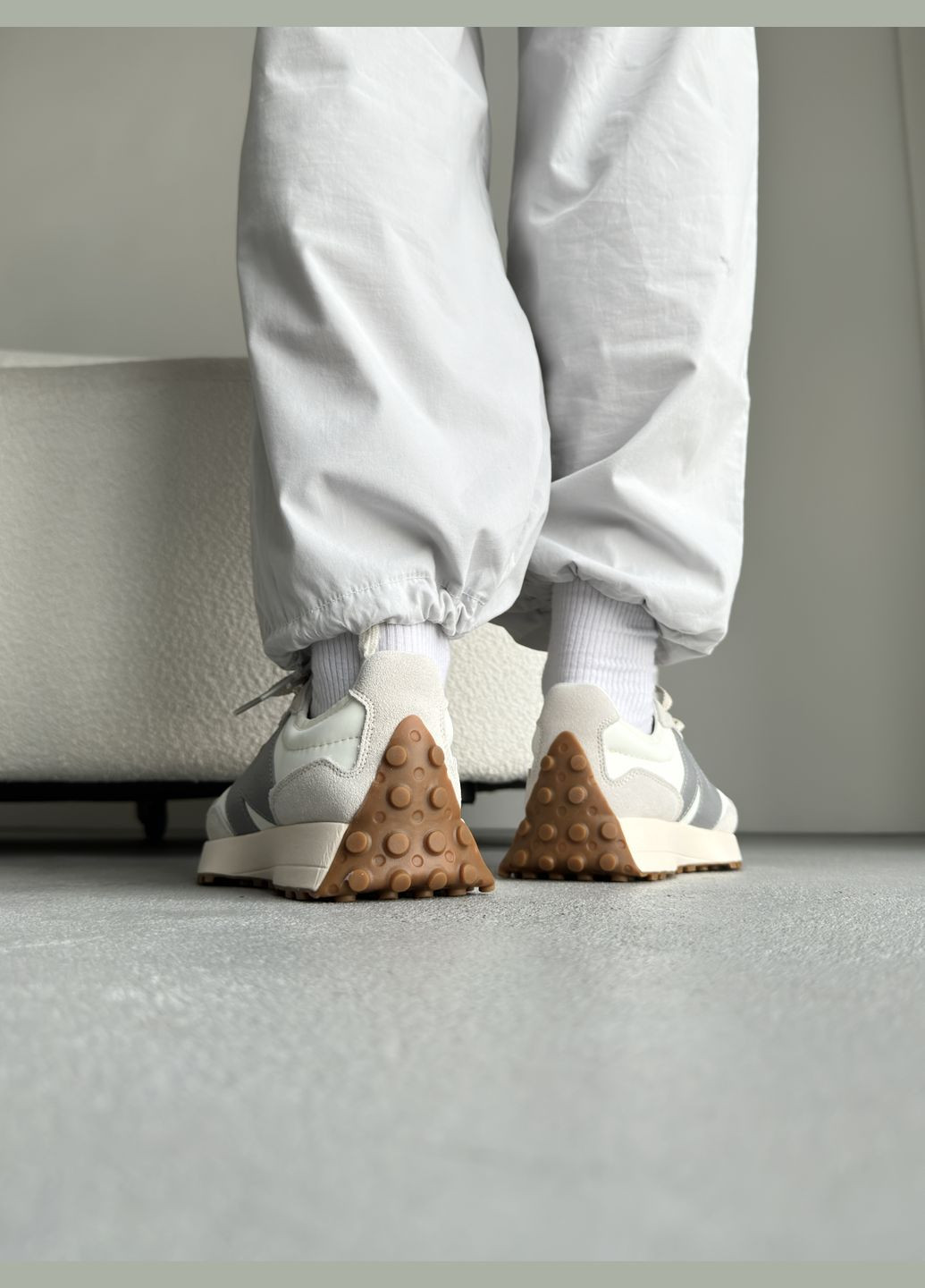 Кросівки жіночі і чоловічі New Balance 327 gray beige | Нью Беланс сірі бежеві No Brand сірі демісезони (316231409)