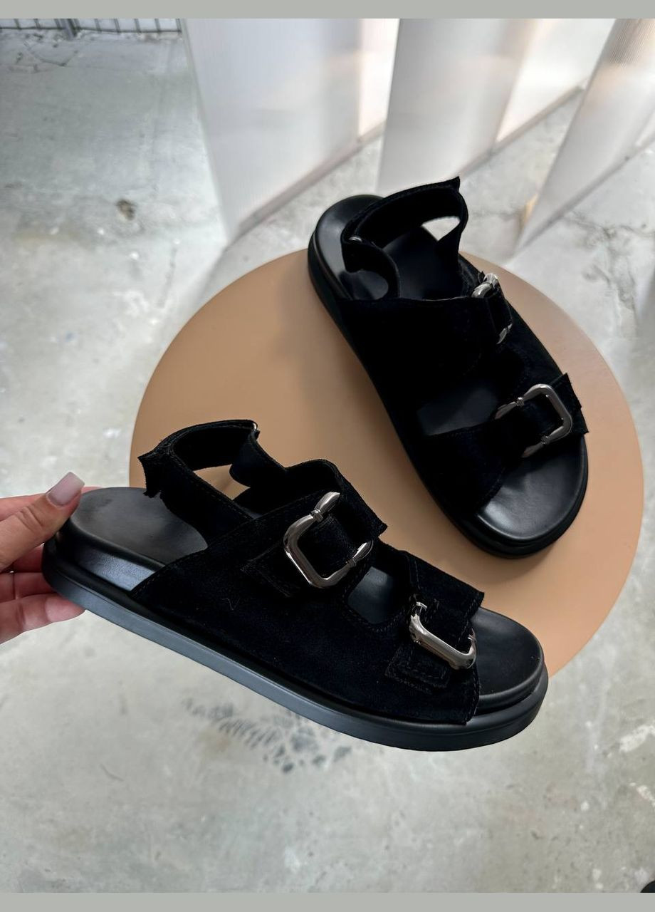 Жіночі босоніжки на платформі з масивною пряжкою чорний колір натуральна замша No Brand (336186525)