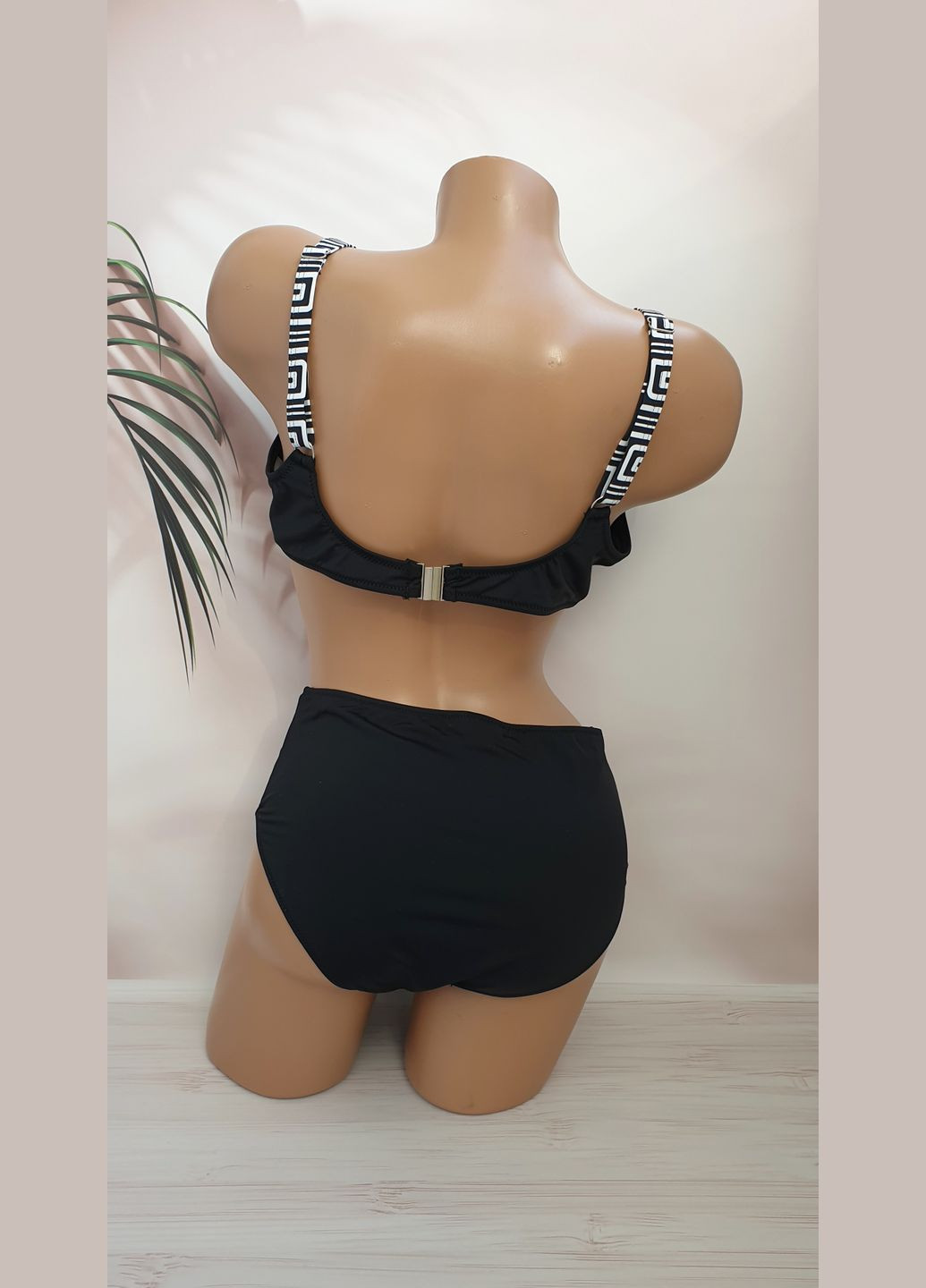 Черный летний женский купальник с комфортной посадкой раздельный No Brand