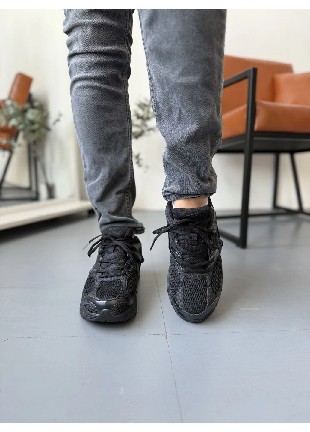 Черные летние кроссовки nike zoom vomero v5 rnr black anthracite найк в5 No Brand