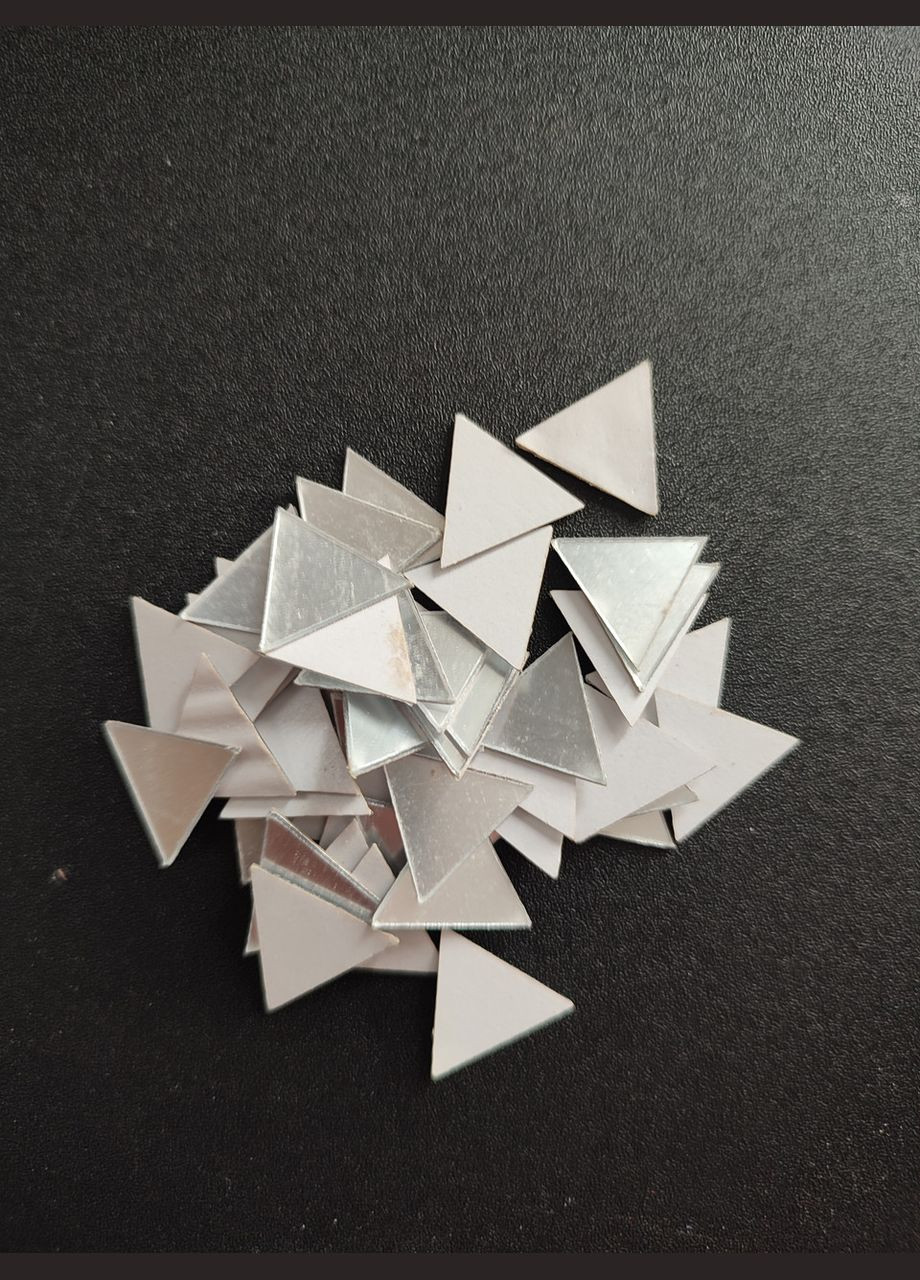 Дзеркальні пластикові наклейки трикутники Срібло 2 х 2 см 50 шт Б235 No Brand (321973262)