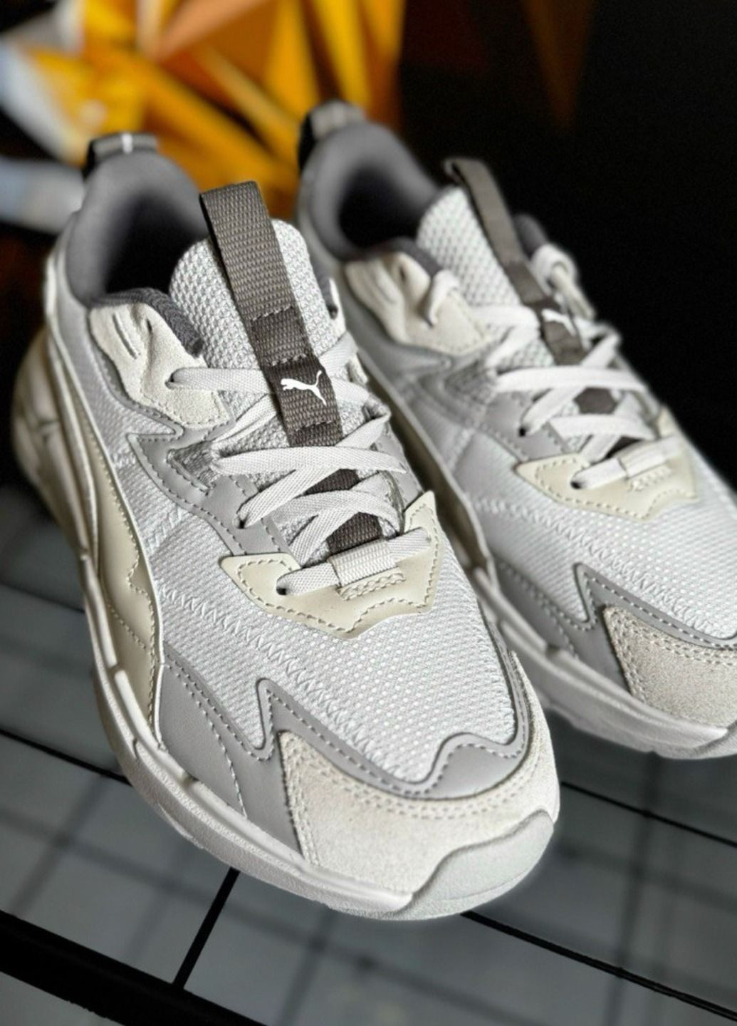 Світло-сірі всесезонні кросівки Puma Spina Nitro