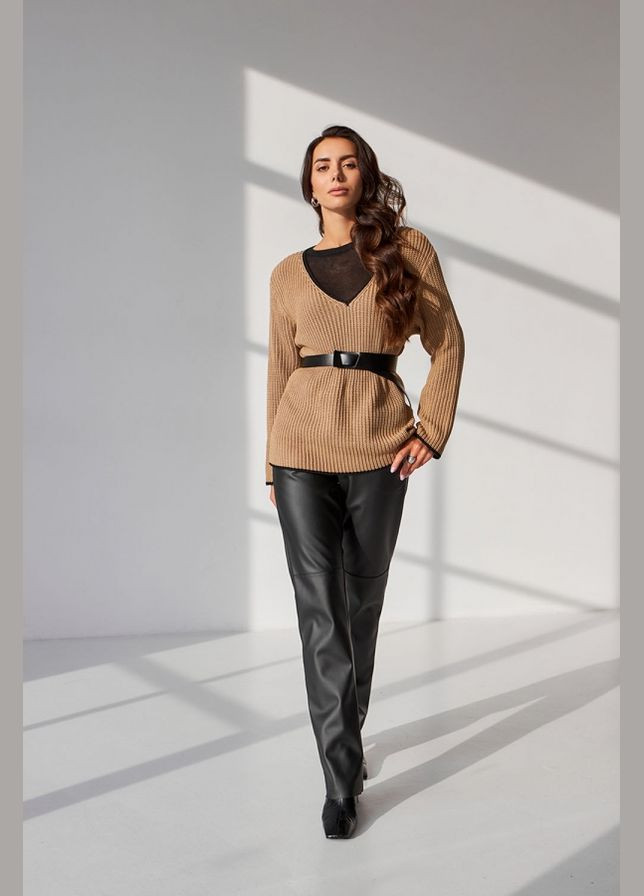 Бежевый демисезонный женский джемпер с черным кантом (2404) Triko Bakh