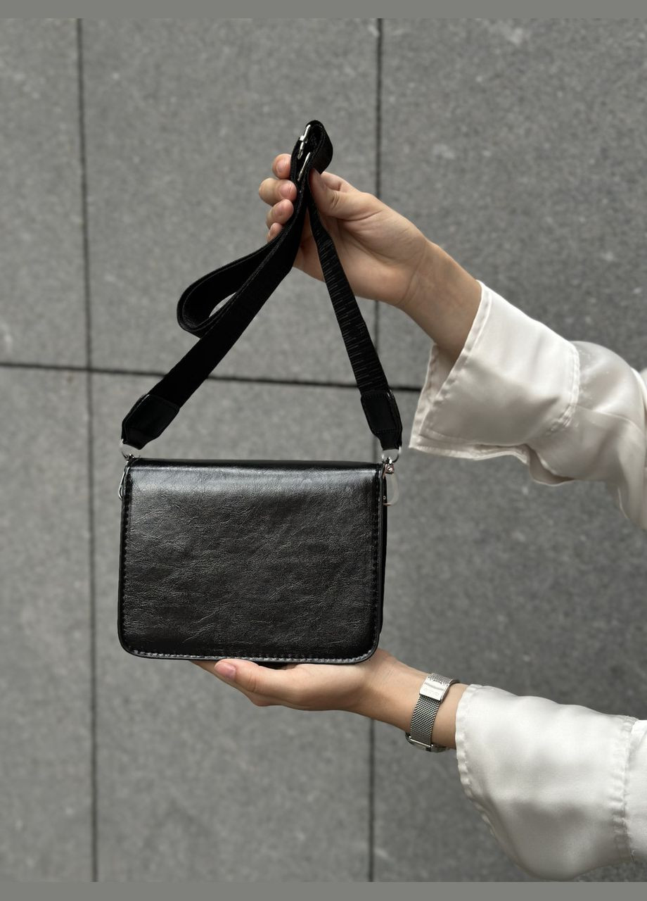 Жіноча чорна класична сумка 6006 крос-боді через плече на тонкому ремінці No Brand (299279307)