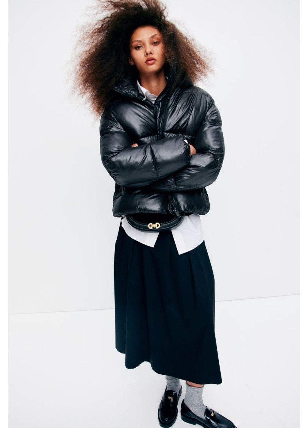 Черная демисезонная утепленная женская куртка с капюшоном н&м (57959) xs черная H&M