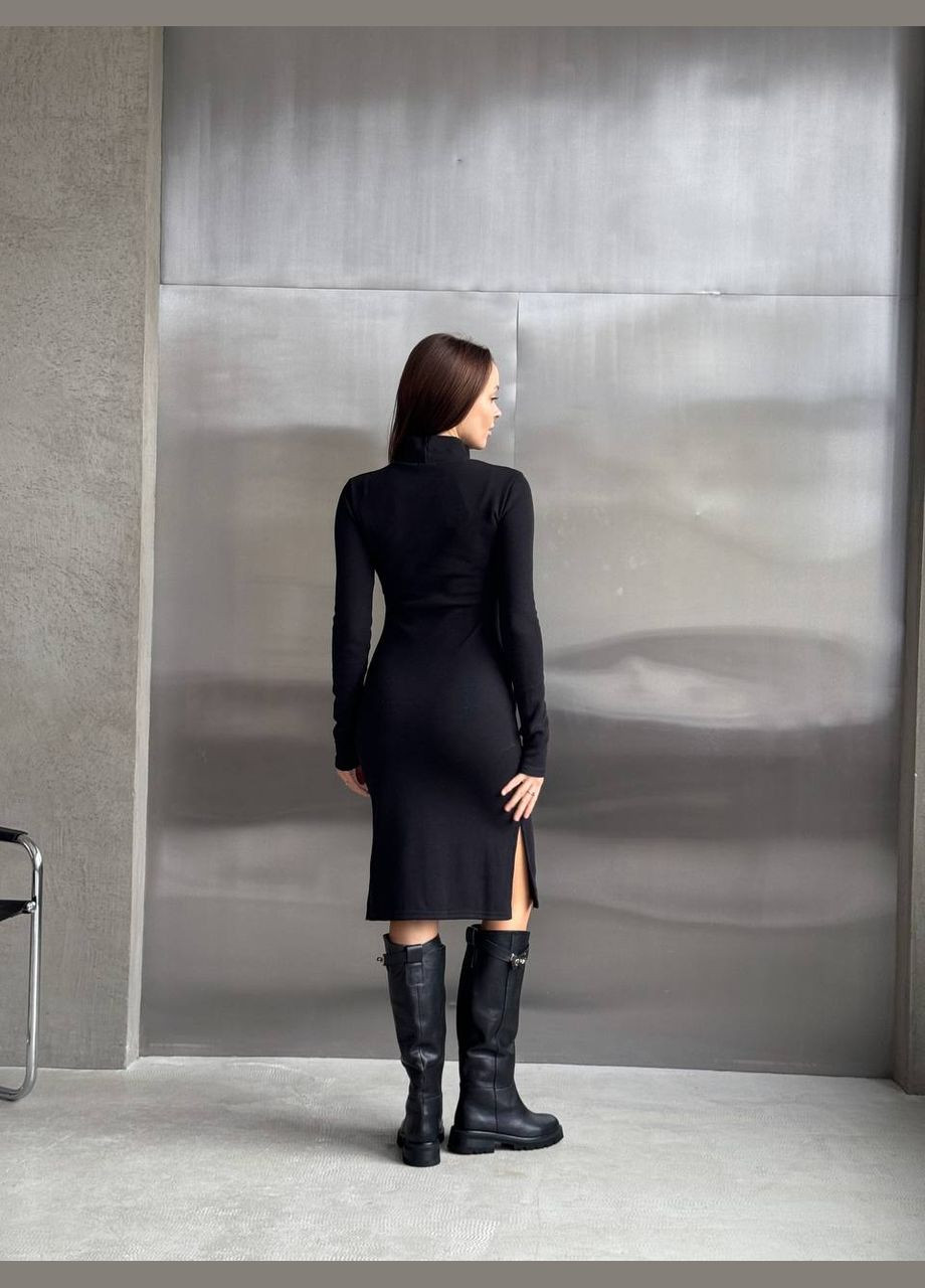 Черное платье AV BRAND однотонное