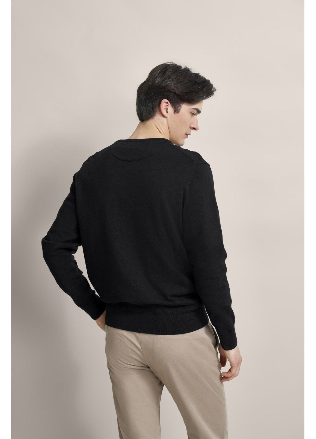 Черный демисезонный мужской джемпер черный джемпер Bugatti