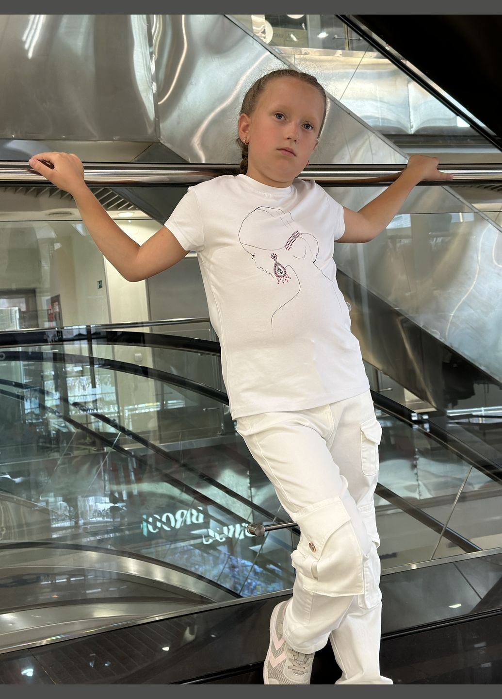 Молочные праздничный, коктейльный, классические, повседневный, кэжуал, нарядные демисезонные карго, чиносы брюки To Be Too