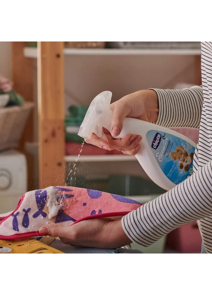 Плямовивідник-спрей для тканин Sensitive, 500 мл Chicco 10102.00 (370498903)
