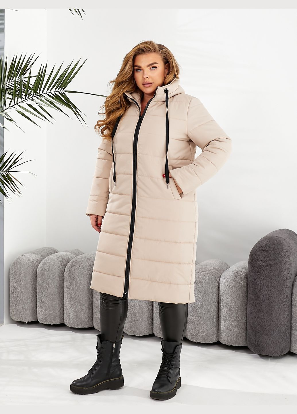Бежеве зимнє Пальто Verso