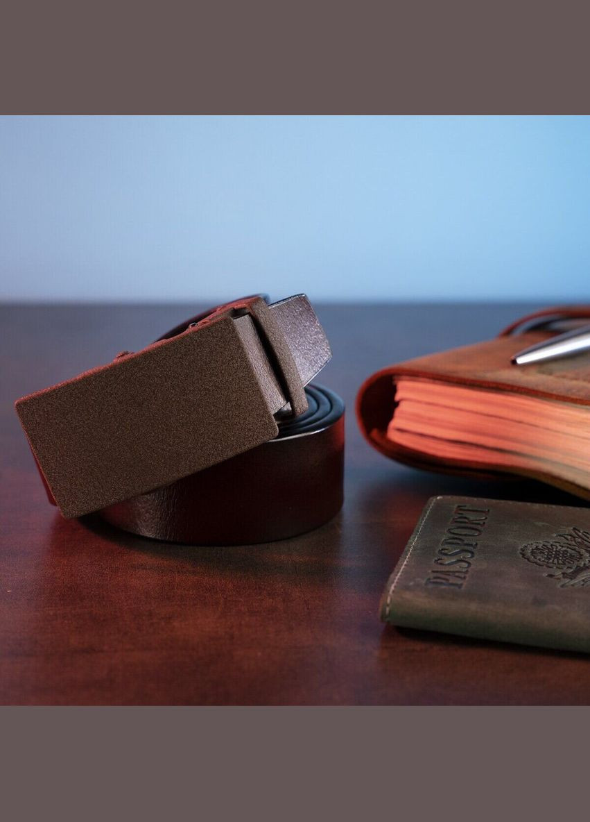 Ремінь з натуральної шкіри з матовою автоматичною пряжкою коричневий 20217 Vintage (329195723)