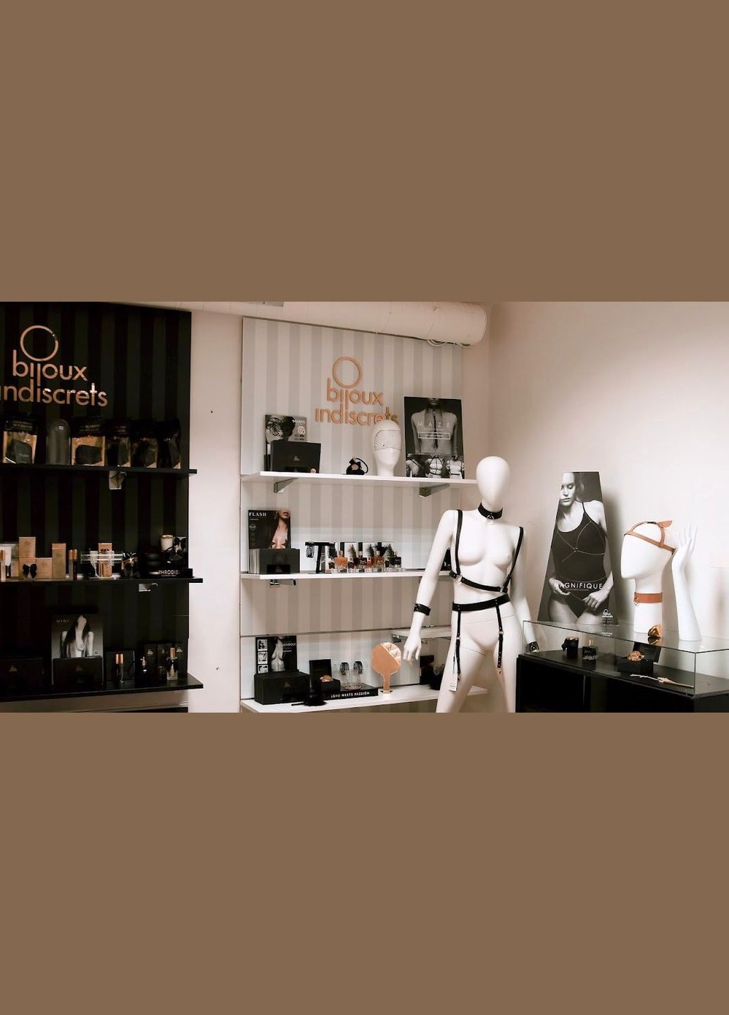 Золотий демісезонний ланцюжок на плечі indiscrets золотистий Bijoux