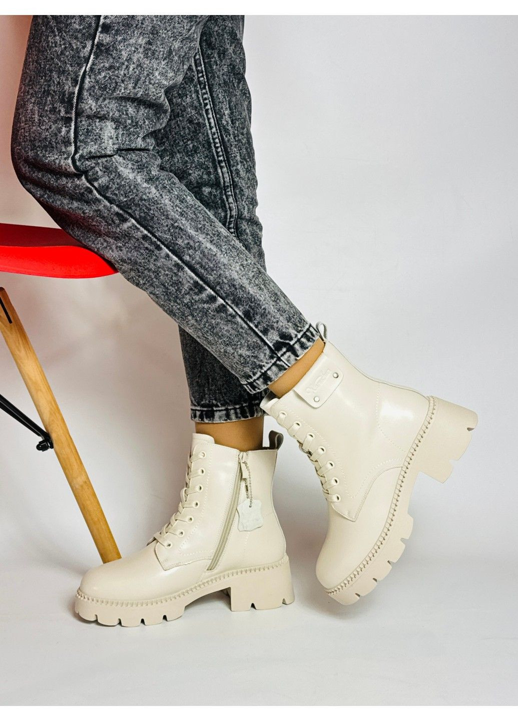 Зимние 250 ботинки зимние бежевые кожаные KDSL