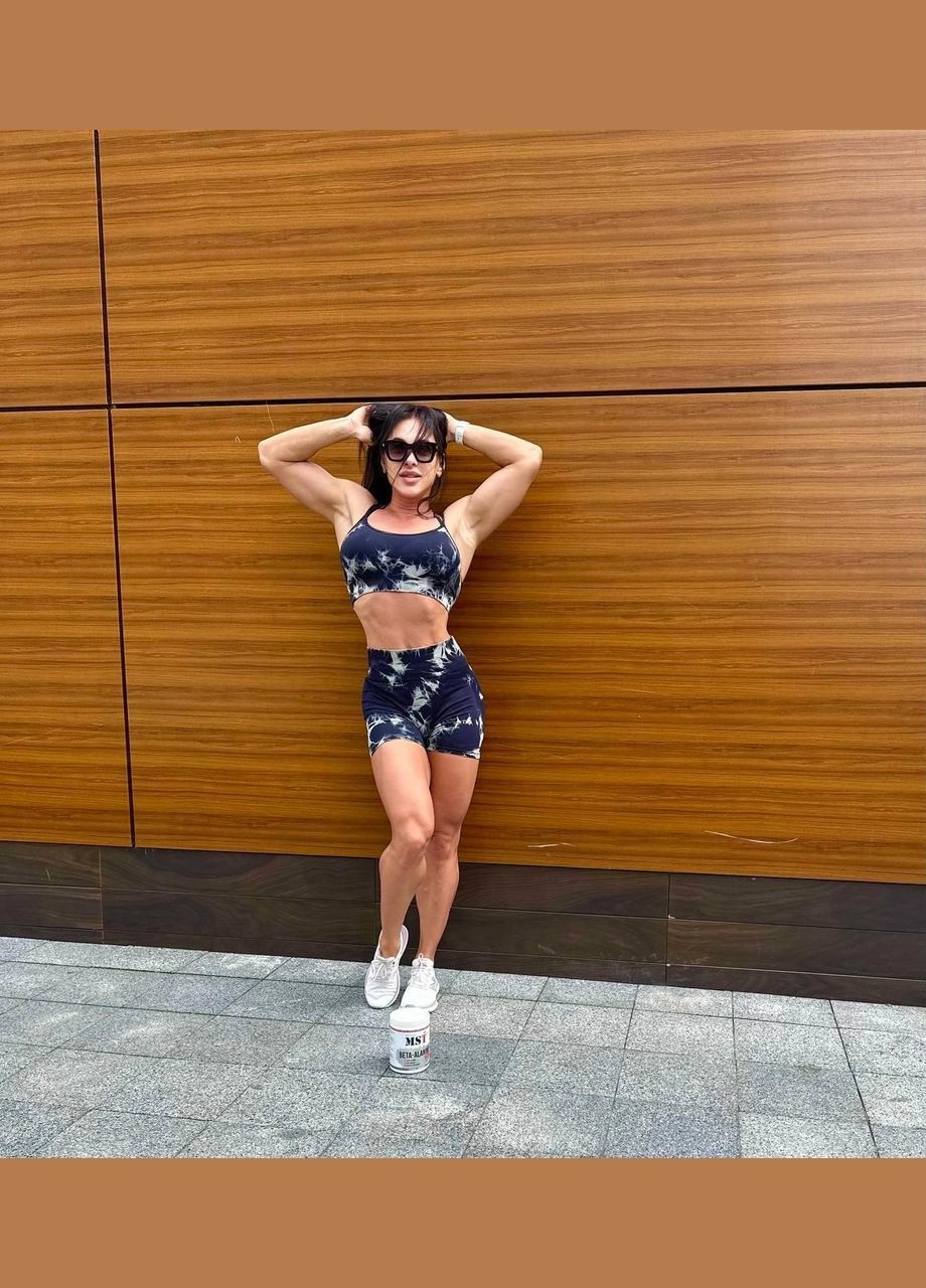 Спортивний комплект з мармуровим принтом (топ та шорти) чорно-сірого кольору, розмір S Trends (330757024)