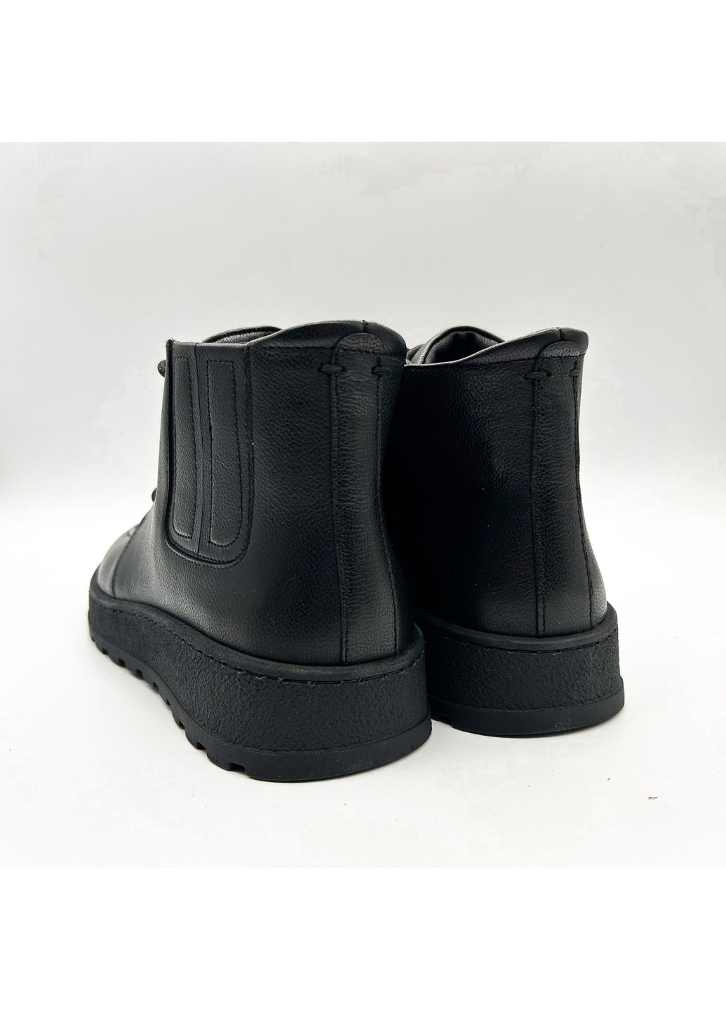 Черные зимние ботинки (р) кожа 0-2-2-8300 Stepter