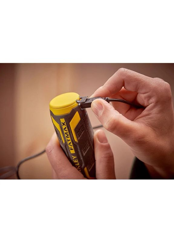 Викрутка акумуляторна "FatMax", 4 В, 1,5 АхГод, F= 0,9 Нм FMHT66719-0 Stanley (365330259)