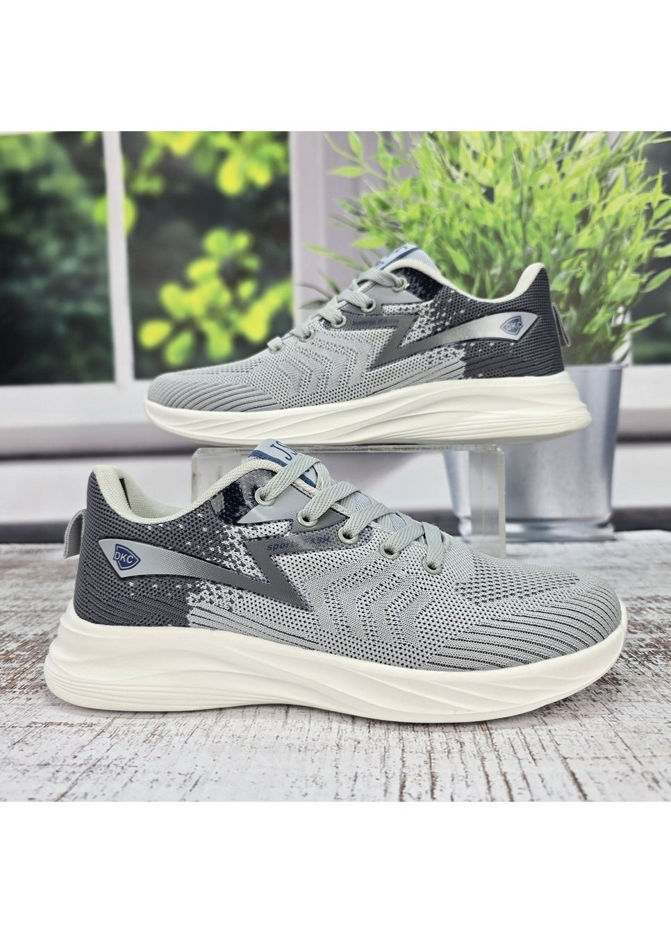 Светло-серые демисезонные кроссовки мужские Fashion