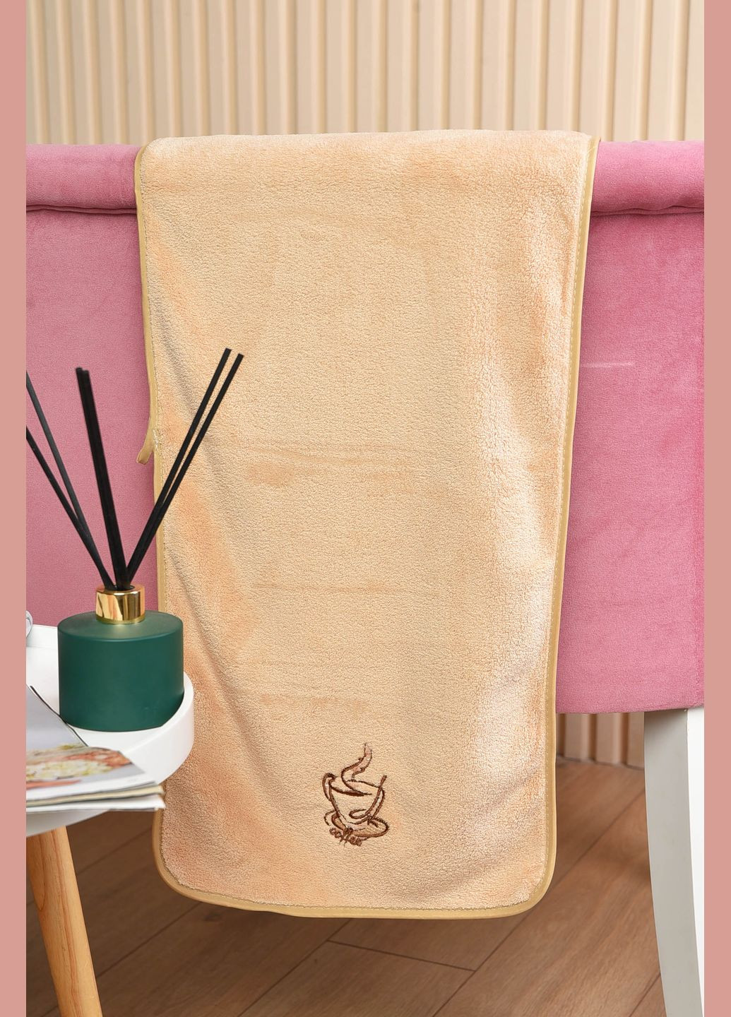 Рушник кухонний мікрофібра бежевого кольору розмір 30*65 см Let's Shop малюнок бежевий