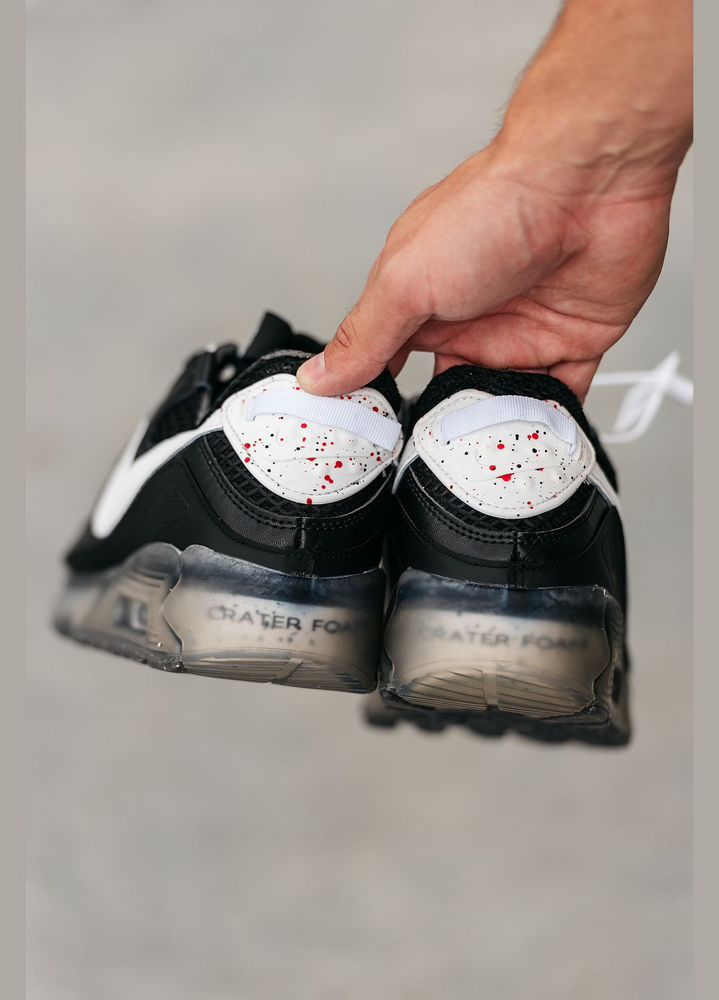 Чорно-білі Осінні кросівки чоловічі Nike Air Max 90 Terrascape