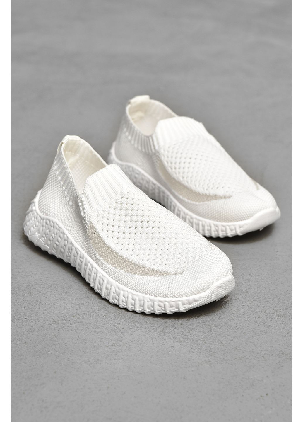 Белые демисезонные кроссовки детские белого цвета Let's Shop