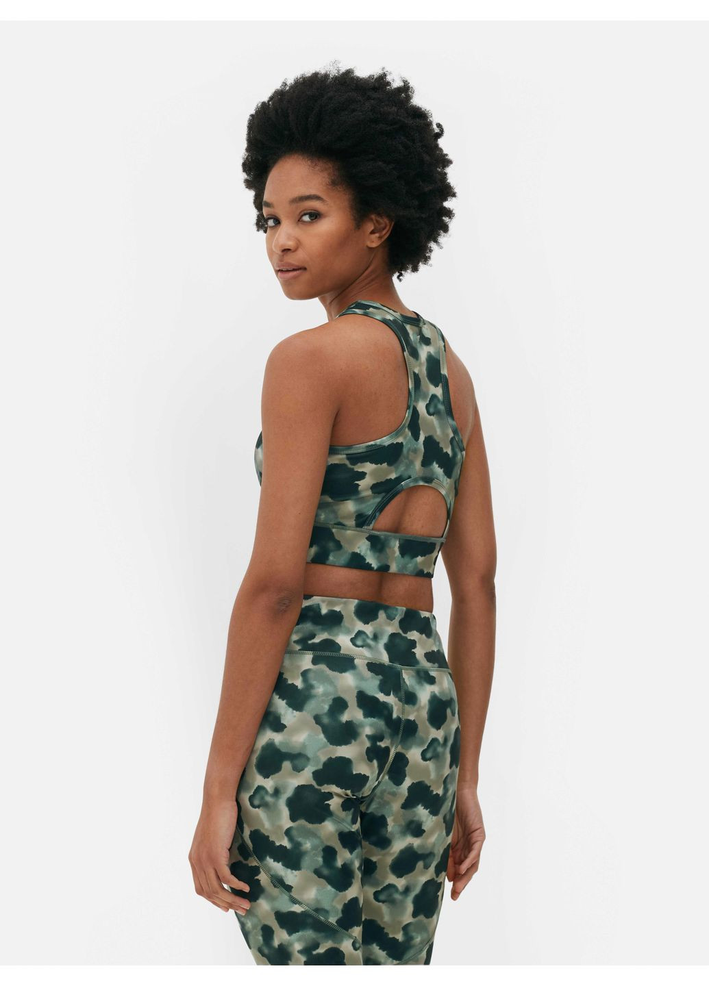 Топ sport,зеленый-бежевый, Primark (346415660)