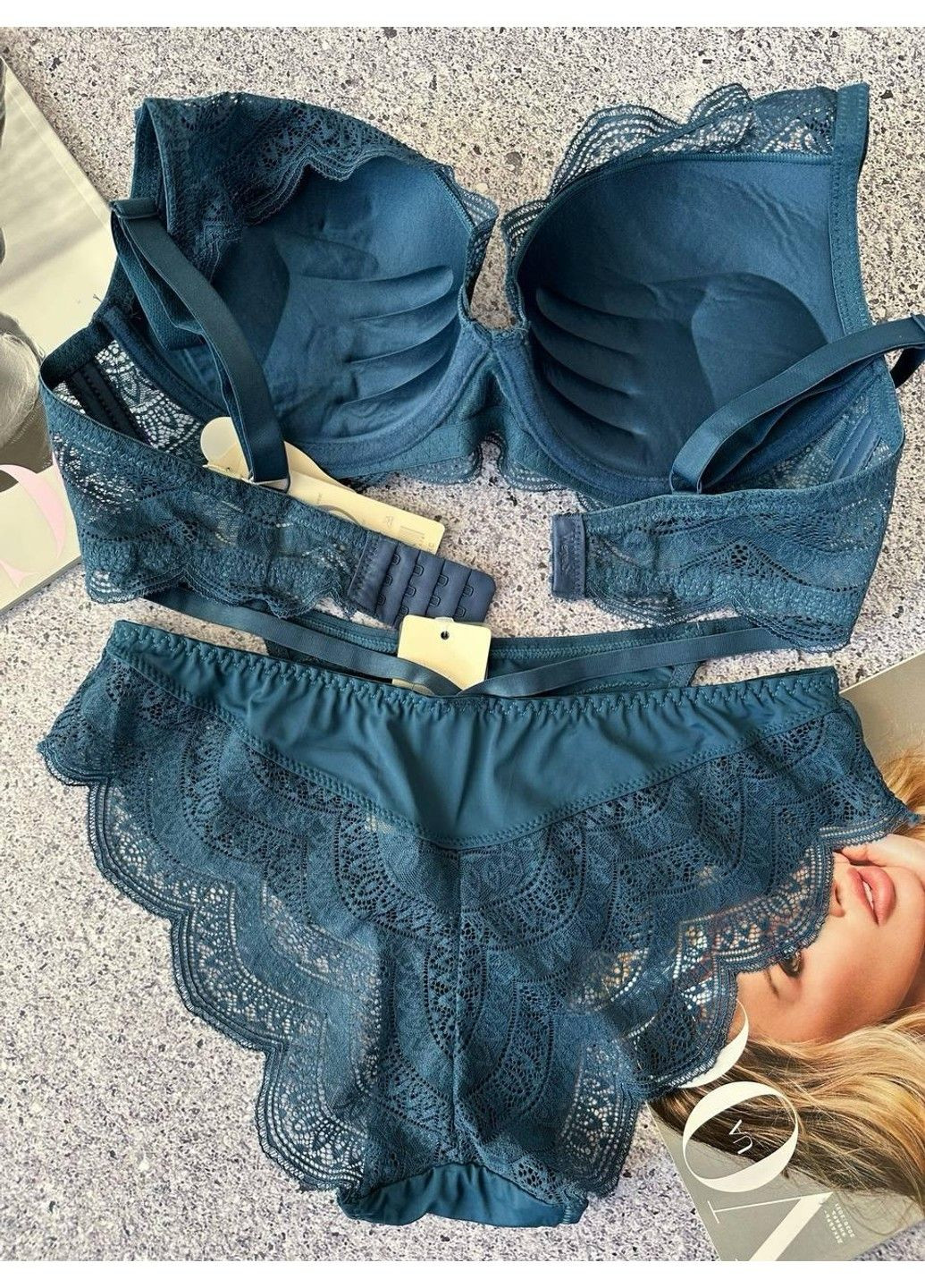 Синій комплект жіночої білизни на чашку d синій Weiyesi