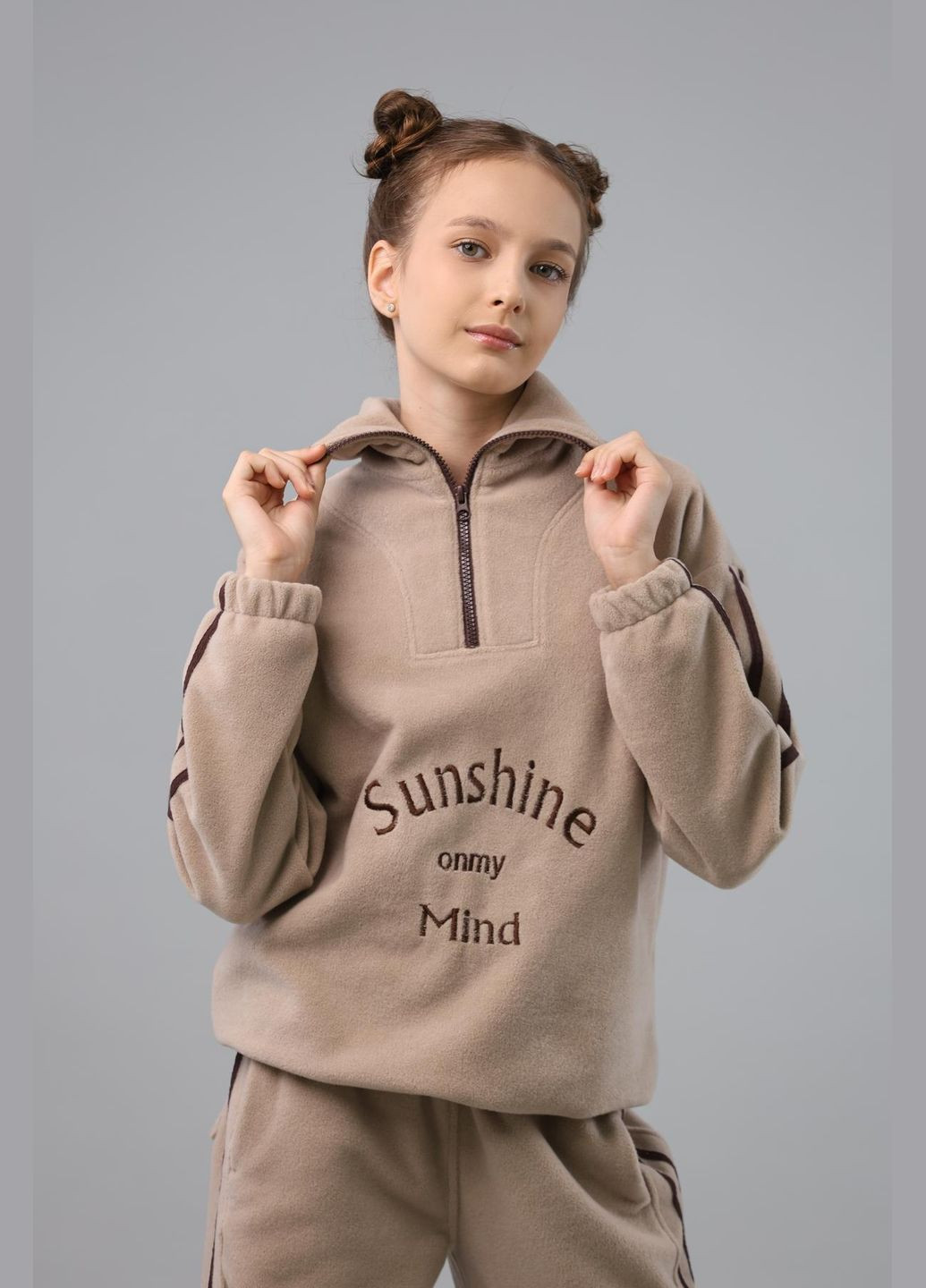 Бежевий демісезонний флісовий костюм з лампасами беж брючний IRmAS оверсайз