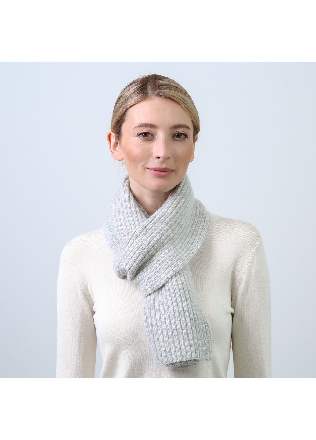 Шарф жіночий однотонний вовна сірий ТЕОДОР LuckyLOOK 843-530 (350197210)