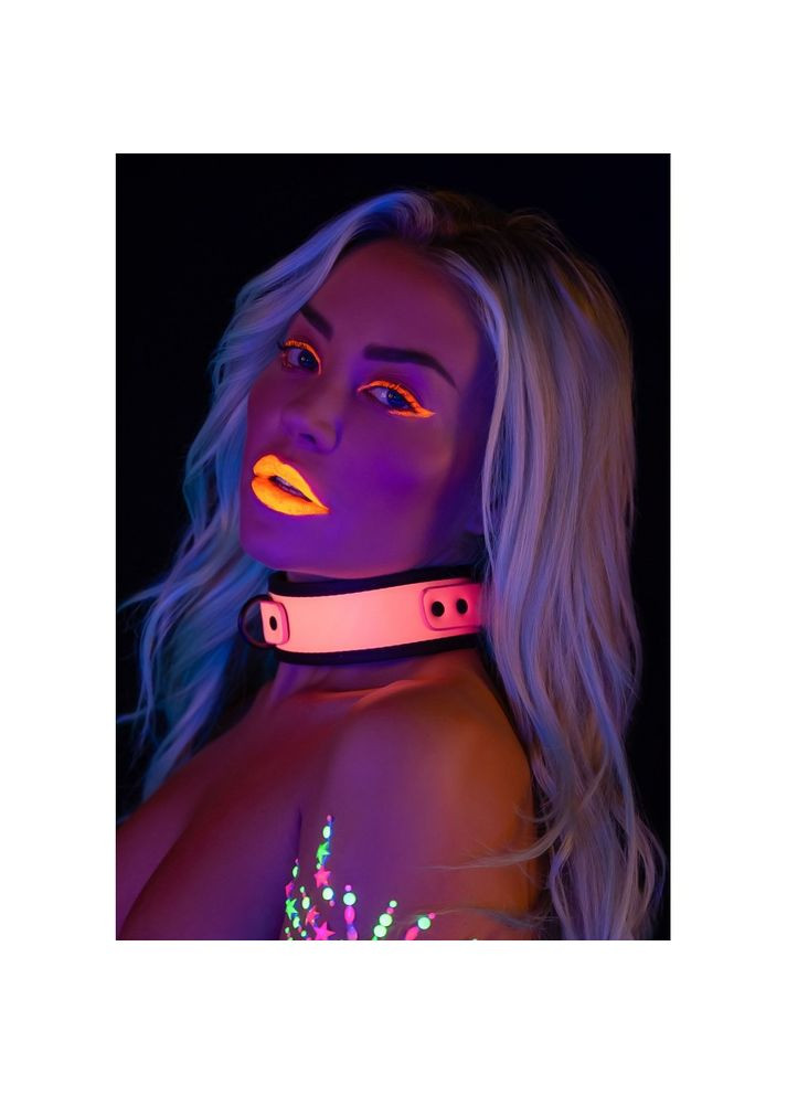 Нашийник з повідцем, що світиться в темряві Taboom Glow In the Dark and Chain Leash, рожевий Collar (303892353)