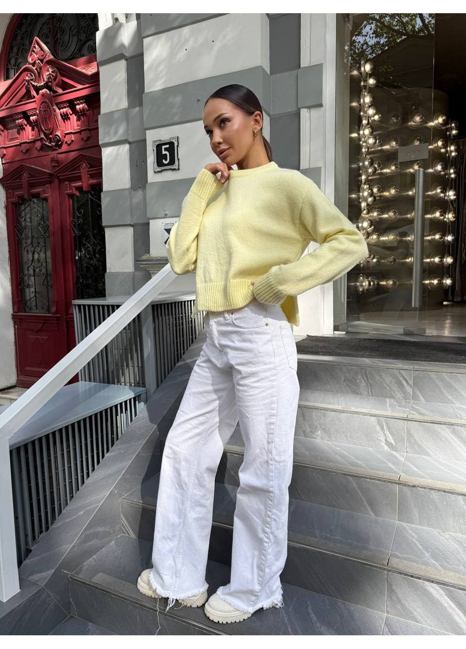 Жовтий демісезонний стильний укорочений светр з розрізом по бокам Україна