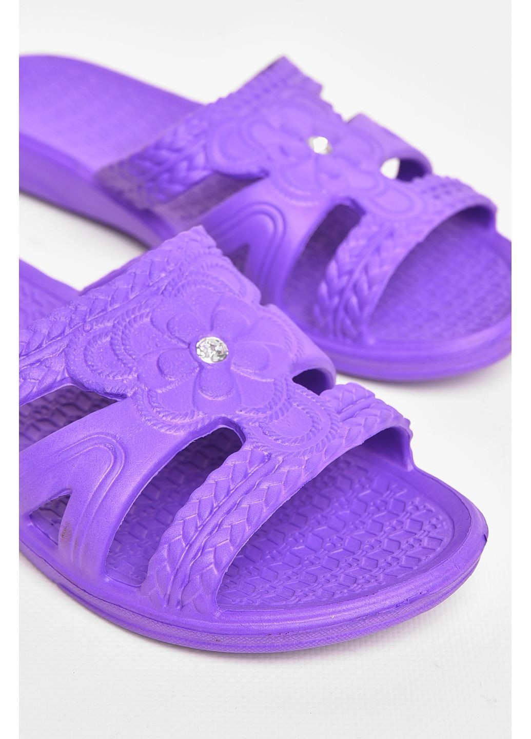 Фиолетовые шлепанцы пена женские фиолетового цвета Let's Shop