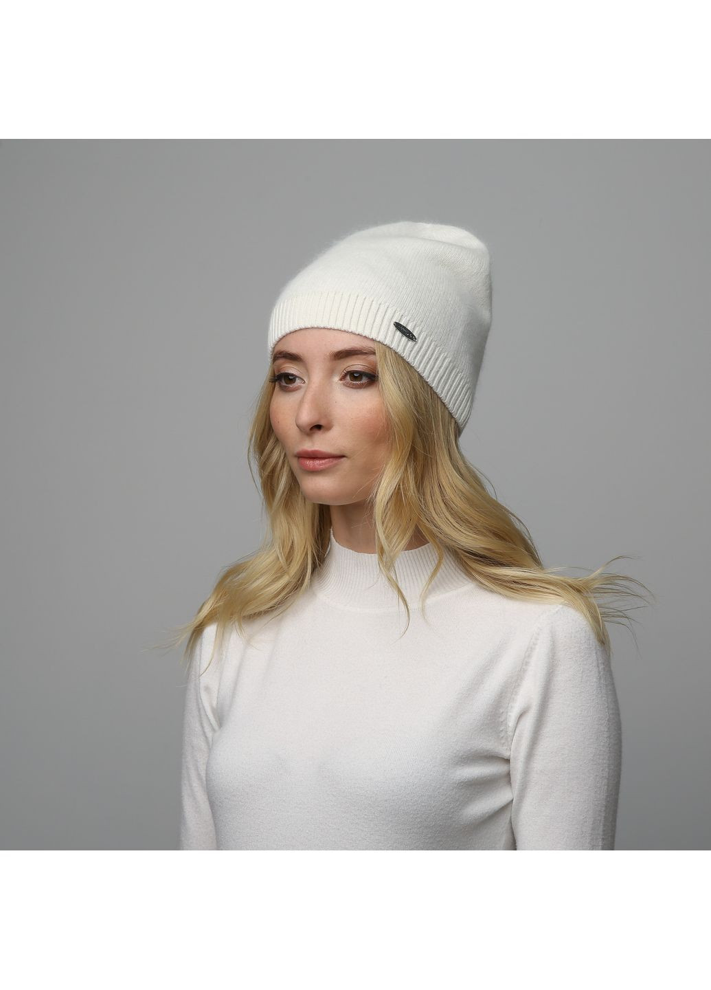 Шапка бини женская ангора молочная LINDA LuckyLOOK 947-390 (322792801)