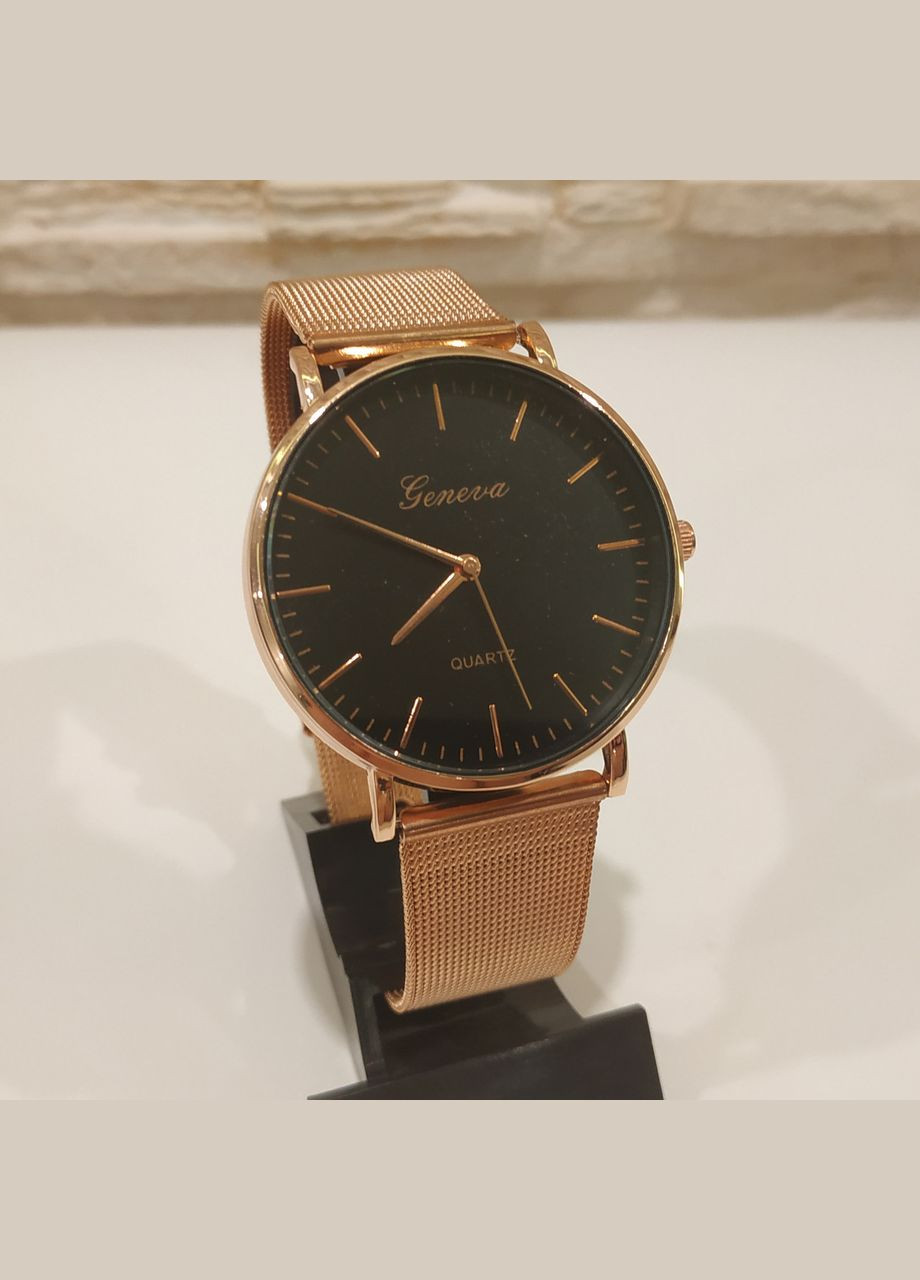 Модний жіночий кварцовий наручний годинник із металевим ремінцем код 430 PTR No Brand (317763496)